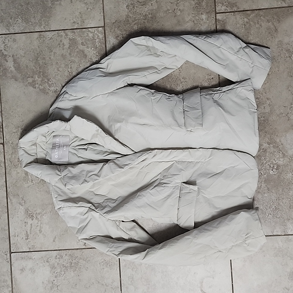 ATHLETA  Woman’s or child's jacket.